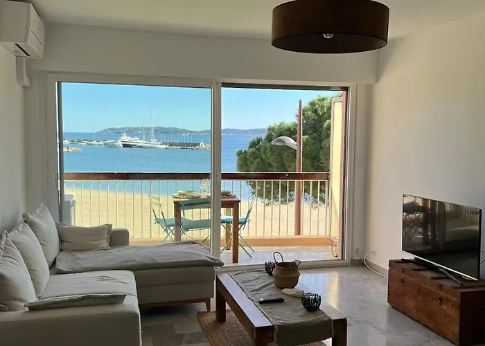 En Face De La Apartman Sainte-Maxime